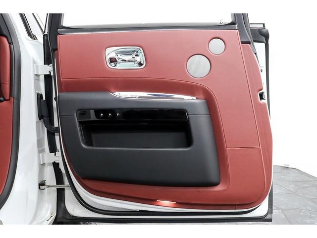 ゴーストII ベースグレード 1年保証付き 正規D車 左H シューティングスターヘッドライナー リアエンターテイメント 特別外装色/アンダルシアンホワイト ダブルコーチライン WALD22AW 温冷シート RR刺繍 360°カメラ(39枚目)