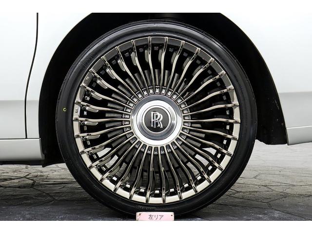 ゴーストII ベースグレード 1年保証付き 正規D車 左H シューティングスターヘッドライナー リアエンターテイメント 特別外装色/アンダルシアンホワイト ダブルコーチライン WALD22AW 温冷シート RR刺繍 360°カメラ(77枚目)
