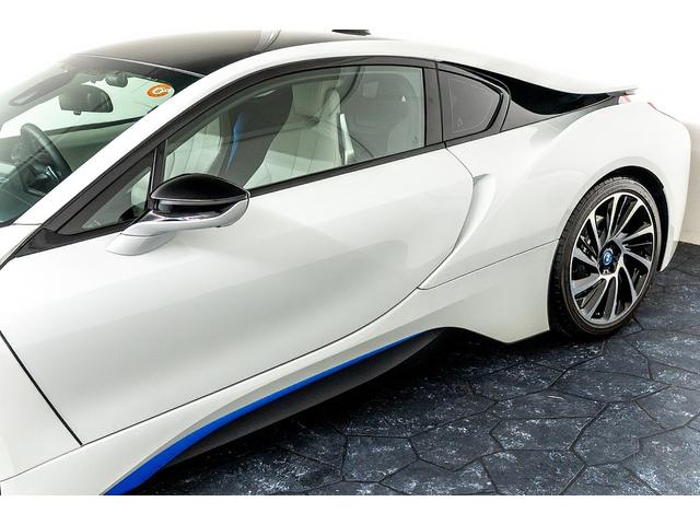 ｉ８ ベースグレード　正規Ｄ車　ワンオーナー　右Ｈ　ＬＥＤヘッドライト　ブルーアクセント　純正２０ｉｎＡＷ　コンフォートアクセス　インテリアデザインＣＡＲＰＯ／カラムスパイスグレー／シートヒーター　ハーマンカードンサウンド（13枚目）