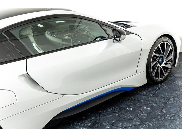 ｉ８ ベースグレード　正規Ｄ車　ワンオーナー　右Ｈ　ＬＥＤヘッドライト　ブルーアクセント　純正２０ｉｎＡＷ　コンフォートアクセス　インテリアデザインＣＡＲＰＯ／カラムスパイスグレー／シートヒーター　ハーマンカードンサウンド（31枚目）
