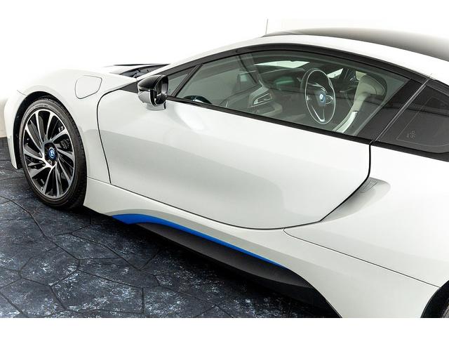 ｉ８ ベースグレード　正規Ｄ車　ワンオーナー　右Ｈ　ＬＥＤヘッドライト　ブルーアクセント　純正２０ｉｎＡＷ　コンフォートアクセス　インテリアデザインＣＡＲＰＯ／カラムスパイスグレー／シートヒーター　ハーマンカードンサウンド（35枚目）