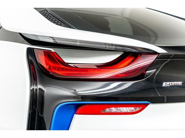 ｉ８ ベースグレード　正規Ｄ車　ワンオーナー　右Ｈ　ＬＥＤヘッドライト　ブルーアクセント　純正２０ｉｎＡＷ　コンフォートアクセス　インテリアデザインＣＡＲＰＯ／カラムスパイスグレー／シートヒーター　ハーマンカードンサウンド（37枚目）