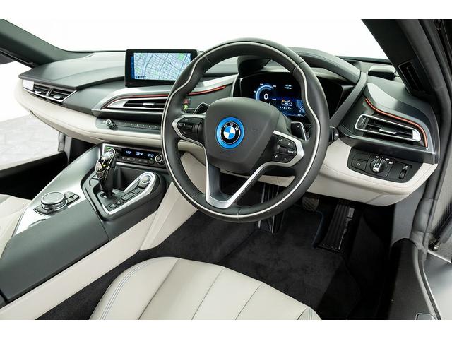 ｉ８ ベースグレード　正規Ｄ車　ワンオーナー　右Ｈ　ＬＥＤヘッドライト　ブルーアクセント　純正２０ｉｎＡＷ　コンフォートアクセス　インテリアデザインＣＡＲＰＯ／カラムスパイスグレー／シートヒーター　ハーマンカードンサウンド（41枚目）