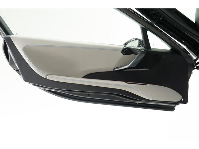 ｉ８ ベースグレード　正規Ｄ車　ワンオーナー　右Ｈ　ＬＥＤヘッドライト　ブルーアクセント　純正２０ｉｎＡＷ　コンフォートアクセス　インテリアデザインＣＡＲＰＯ／カラムスパイスグレー／シートヒーター　ハーマンカードンサウンド（46枚目）