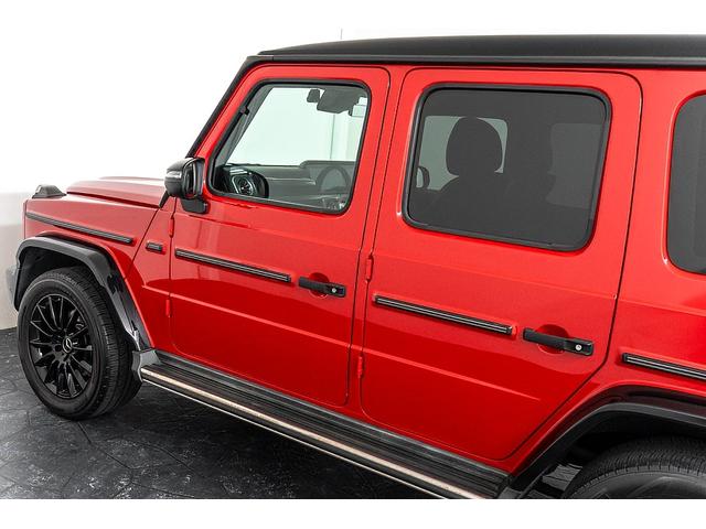 Ｇクラス Ｇ３５０ｄ　マヌファクトゥーアエディション　正規Ｄ車　ＡＭＧライン　ナイトＰＫＧ　ラグジュアリーＰＫＧ　ブラックアクセント　ＡＭＧ２０ｉｎＡＷ　ブラックナッパレザー　シートヒーター＆ベンチレーション　サンルーフ　ブルメスターサウンド（29枚目）