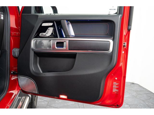 Ｇクラス Ｇ３５０ｄ　マヌファクトゥーアエディション　正規Ｄ車　ＡＭＧライン　ナイトＰＫＧ　ラグジュアリーＰＫＧ　ブラックアクセント　ＡＭＧ２０ｉｎＡＷ　ブラックナッパレザー　シートヒーター＆ベンチレーション　サンルーフ　ブルメスターサウンド（35枚目）