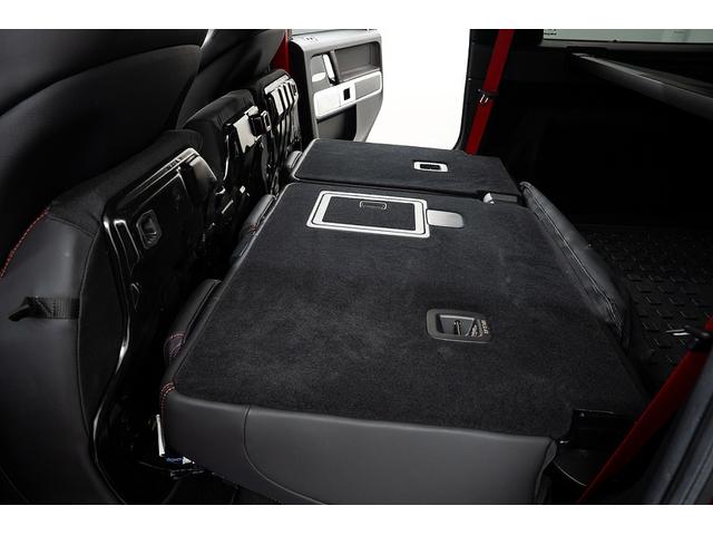 Ｇクラス Ｇ３５０ｄ　マヌファクトゥーアエディション　正規Ｄ車　ＡＭＧライン　ナイトＰＫＧ　ラグジュアリーＰＫＧ　ブラックアクセント　ＡＭＧ２０ｉｎＡＷ　ブラックナッパレザー　シートヒーター＆ベンチレーション　サンルーフ　ブルメスターサウンド（53枚目）