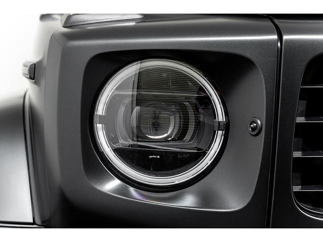 Gクラス G63 正規D車 左H ナイトPKG BRABUSカーボンボンネット/Fリップ/カーボンルーフスポイラー/左右4本出マフラー/23inAW Fプロテクションフィルム 電動サイドステップ デジタルインナーミラー(22枚目)