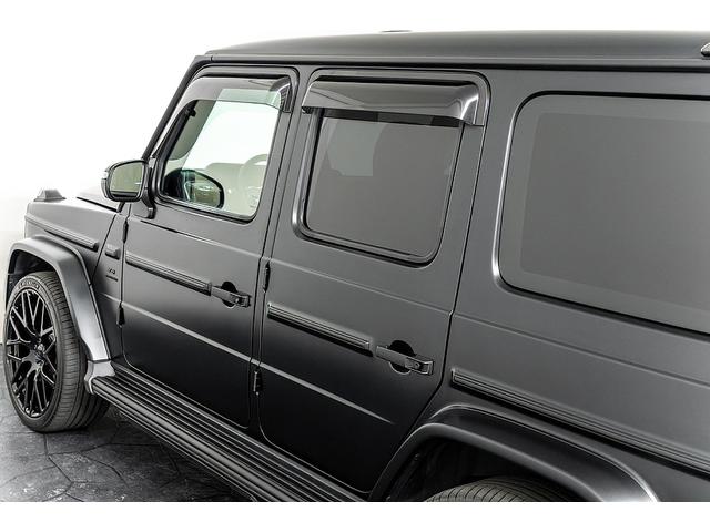 Gクラス G63 正規D車 左H ナイトPKG BRABUSカーボンボンネット/Fリップ/カーボンルーフスポイラー/左右4本出マフラー/23inAW Fプロテクションフィルム 電動サイドステップ デジタルインナーミラー(31枚目)