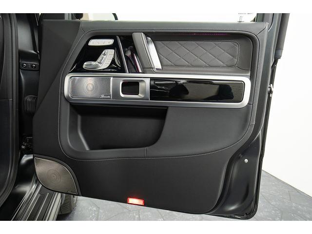 Gクラス G63 正規D車 左H ナイトPKG BRABUSカーボンボンネット/Fリップ/カーボンルーフスポイラー/左右4本出マフラー/23inAW Fプロテクションフィルム 電動サイドステップ デジタルインナーミラー(40枚目)