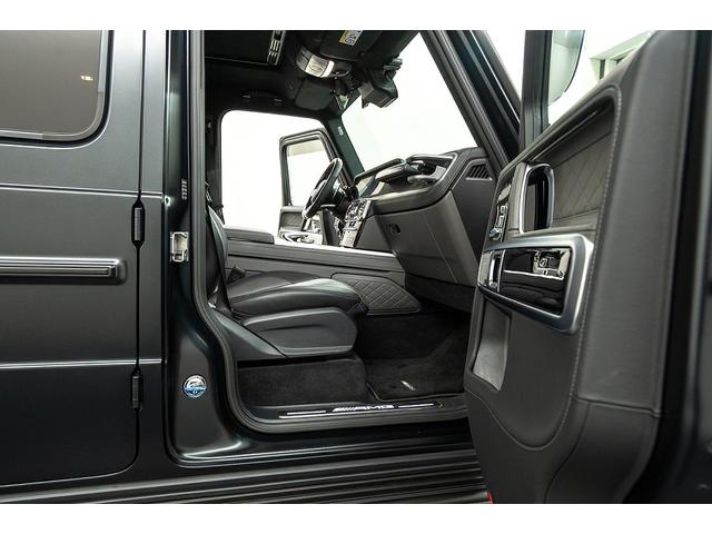 Gクラス G63 正規D車 左H ナイトPKG BRABUSカーボンボンネット/Fリップ/カーボンルーフスポイラー/左右4本出マフラー/23inAW Fプロテクションフィルム 電動サイドステップ デジタルインナーミラー(41枚目)