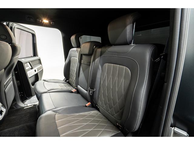 Gクラス G63 正規D車 左H ナイトPKG BRABUSカーボンボンネット/Fリップ/カーボンルーフスポイラー/左右4本出マフラー/23inAW Fプロテクションフィルム 電動サイドステップ デジタルインナーミラー(47枚目)