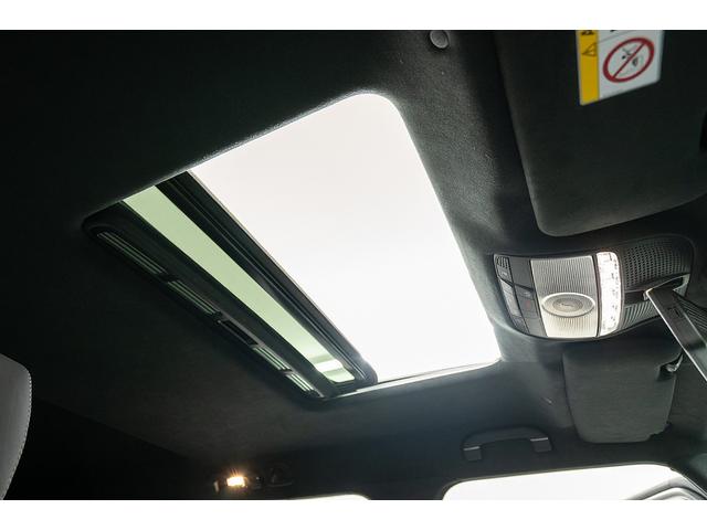 Gクラス G63 正規D車 左H ナイトPKG BRABUSカーボンボンネット/Fリップ/カーボンルーフスポイラー/左右4本出マフラー/23inAW Fプロテクションフィルム 電動サイドステップ デジタルインナーミラー(57枚目)