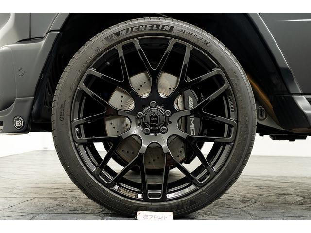 Gクラス G63 正規D車 左H ナイトPKG BRABUSカーボンボンネット/Fリップ/カーボンルーフスポイラー/左右4本出マフラー/23inAW Fプロテクションフィルム 電動サイドステップ デジタルインナーミラー(76枚目)
