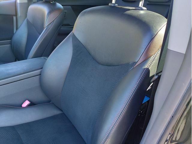 プリウスアルファ Ｇ　チューン　ブラック　アルパイン９インチ大画面ナビ　バックカメラ　ｂｌｕｅｔｏｏｔｈ　社外１７インチアルミ　ＬＥＤヘッド（15枚目）