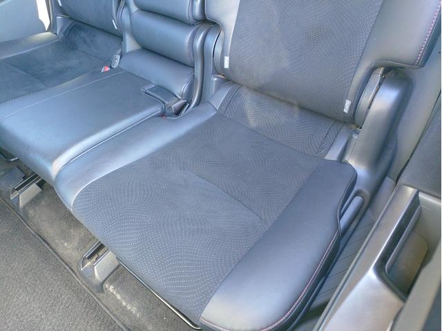 プリウスアルファ Ｇ　チューン　ブラック　アルパイン９インチ大画面ナビ　バックカメラ　ｂｌｕｅｔｏｏｔｈ　社外１７インチアルミ　ＬＥＤヘッド（18枚目）