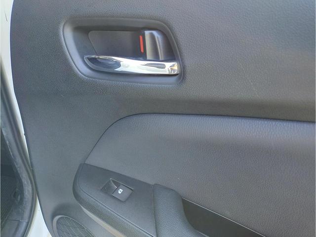 プリウス Ｓツーリングセレクション　アルパイン９インチナビ（44枚目）