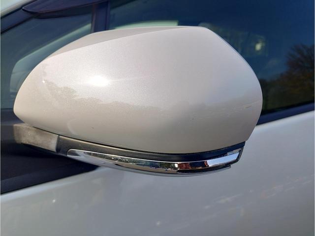 プリウス Ｓツーリングセレクション　アルパイン９インチナビ（67枚目）