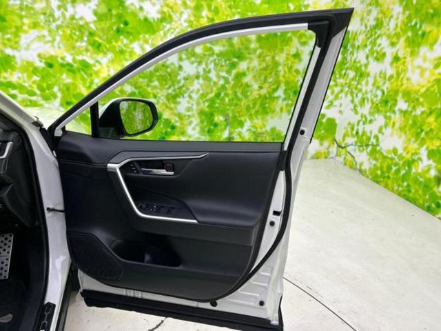 RAV4 4WDハイブリッドG 新品タイヤ/サンルーフ/純正エアロ/保証書/社外 9インチ SDナビ/衝突安全装置/シートヒーター/車線逸脱防止支援システム/シート 合皮/電動バックドア/ドライブレコーダー 社外 フルエアロ 4WD(20枚目)