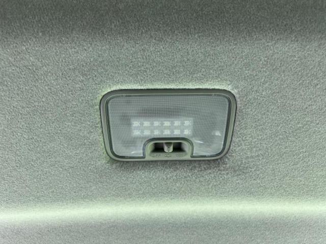 タンク カスタムＧ　Ｓ　新品タイヤ／保証書／純正　９インチ　ＳＤナビ／衝突安全装置／両側電動スライドドア／シートヒーター　前席／パノラミックビューモニター／車線逸脱防止支援システム／ヘッドランプ　ＬＥＤ　衝突被害軽減システム（39枚目）
