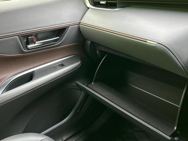 ハリアー Ｇ　新品タイヤ／ＪＢＬ／保証書／純正　ＳＤナビ／デジタルインナーミラー／衝突安全装置／車線逸脱防止支援システム／シート　ハーフレザー／電動バックドア／ヘッドランプ　ＬＥＤ／ＵＳＢジャック　バックカメラ（31枚目）