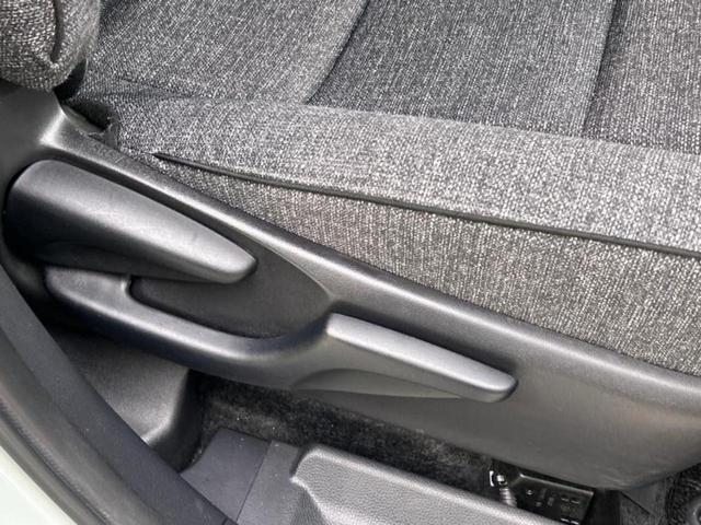 シエンタ ハイブリッドZ 新品タイヤ/保証書/ディスプレイオーディオ+ナビ10.5インチ/衝突安全装置/両側電動スライドドア/パノラミックビューモニター/車線逸脱防止支援システム 衝突被害軽減システム 全周囲カメラ 禁煙車(30枚目)