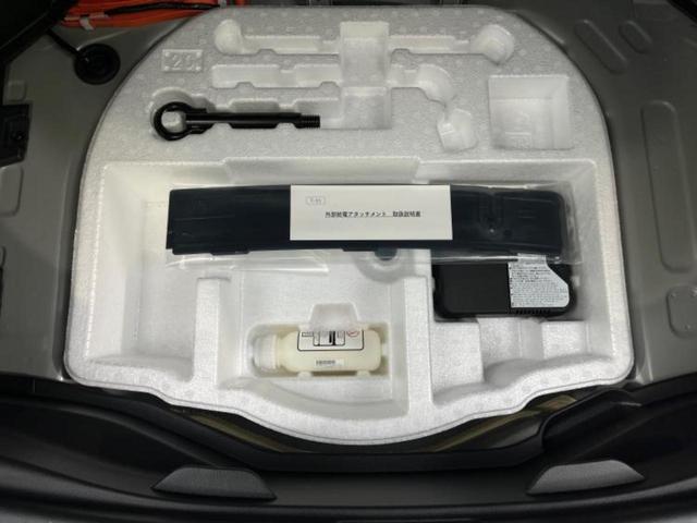 アクア Ｚ　保証書／ディスプレイオーディオ１０．５インチ／衝突安全装置／シートヒーター　前席／車線逸脱防止支援システム／シート　ハーフレザー／パーキングアシスト　バックガイド　衝突被害軽減システム　バックカメラ（24枚目）