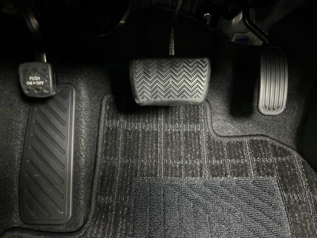 アクア Ｚ　保証書／ディスプレイオーディオ１０．５インチ／衝突安全装置／シートヒーター　前席／車線逸脱防止支援システム／シート　ハーフレザー／パーキングアシスト　バックガイド　衝突被害軽減システム　バックカメラ（33枚目）