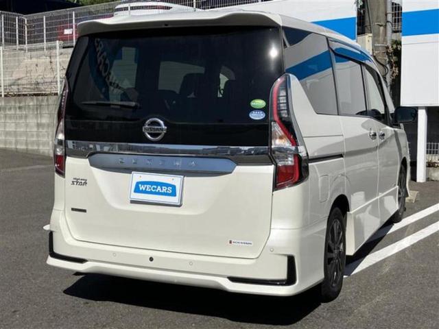 セレナ ハイウェイスターＶアーバンクロム　保証書／純正　１０インチ　ＳＤナビ／フリップダウンモニター　純正　１１インチ／インテリジェントルームミラー／衝突安全装置／両側電動スライドドア／アラウンドビューモニター／車線逸脱防止支援システム（3枚目）