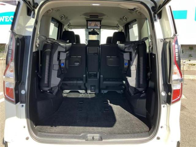 セレナ ハイウェイスターＶアーバンクロム　保証書／純正　１０インチ　ＳＤナビ／フリップダウンモニター　純正　１１インチ／インテリジェントルームミラー／衝突安全装置／両側電動スライドドア／アラウンドビューモニター／車線逸脱防止支援システム（8枚目）