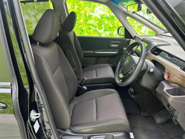 フリードハイブリッド ハイブリッドGホンダセンシング 新品タイヤ/保証書/社外 SDナビ/衝突安全装置/両側電動スライドドア/車線逸脱防止支援システム/ヘッドランプ LED/ETC/EBD付ABS/横滑り防止装置/アイドリングストップ/フルセグTV(4枚目)