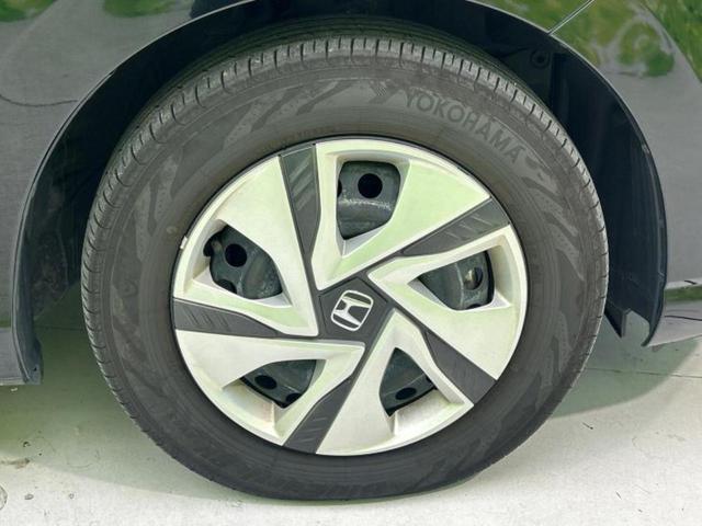 フリードハイブリッド ハイブリッドGホンダセンシング 新品タイヤ/保証書/社外 SDナビ/衝突安全装置/両側電動スライドドア/車線逸脱防止支援システム/ヘッドランプ LED/ETC/EBD付ABS/横滑り防止装置/アイドリングストップ/フルセグTV(28枚目)