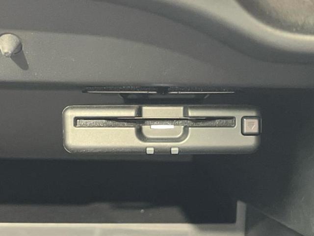 ノート ｅパワーＸ　Ｖセレクション　保証書／純正　メモリーナビ／インテリジェントルームミラー／エマージェンシーブレーキ／アラウンドビューモニター／車線逸脱防止支援システム／ヘッドランプ　ＬＥＤ／Ｂｌｕｅｔｏｏｔｈ接続／ＥＴＣ（13枚目）