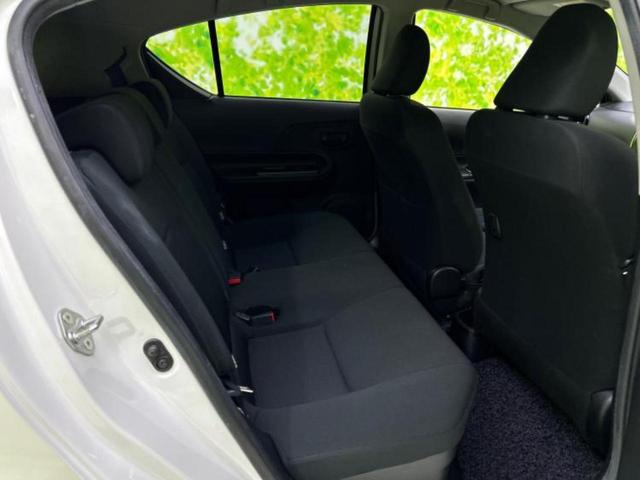 アクア Ｓ　新品タイヤ／保証書／純正　ＳＤナビ／衝突安全装置／車線逸脱防止支援システム／ドライブレコーダー　純正／Ｂｌｕｅｔｏｏｔｈ接続／ＥＴＣ／ＥＢＤ付ＡＢＳ／横滑り防止装置／アイドリングストップ／フルセグＴＶ（5枚目）