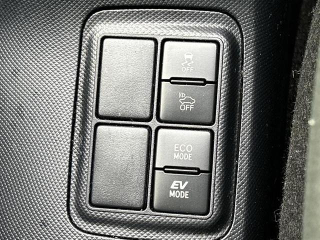 アクア Ｓ　新品タイヤ／保証書／純正　ＳＤナビ／衝突安全装置／車線逸脱防止支援システム／ドライブレコーダー　純正／Ｂｌｕｅｔｏｏｔｈ接続／ＥＴＣ／ＥＢＤ付ＡＢＳ／横滑り防止装置／アイドリングストップ／フルセグＴＶ（16枚目）