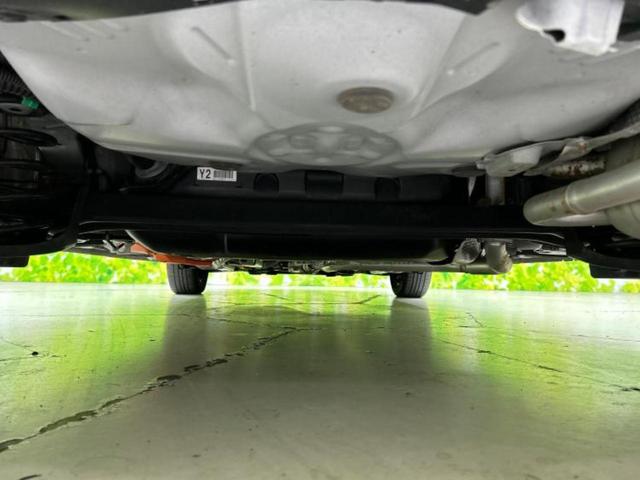 アクア S 新品タイヤ/保証書/純正 SDナビ/衝突安全装置/車線逸脱防止支援システム/ドライブレコーダー 純正/Bluetooth接続/ETC/EBD付ABS/横滑り防止装置/アイドリングストップ/フルセグTV(46枚目)