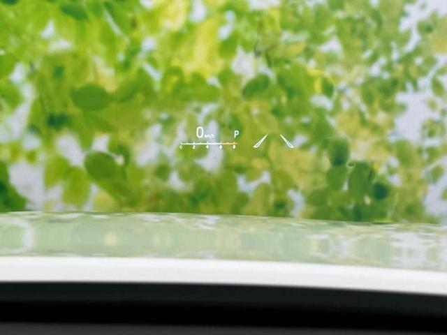 クラウンハイブリッド ＲＳアドバンス　サンルーフ／保証書／純正　８インチ　メモリーナビ／トヨタセーフティセンス／シートヒーター　前席／車線逸脱防止支援システム／シート　フルレザー／ドライブレコーダー　前後／ヘッドランプ　ＬＥＤ　革シート（18枚目）