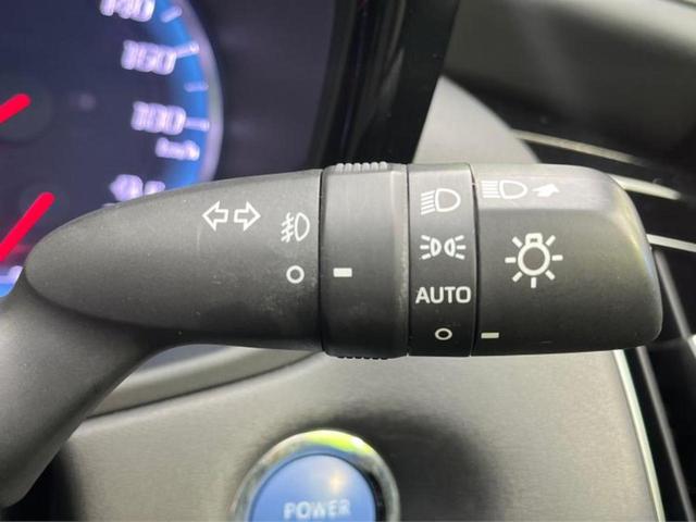 クラウンハイブリッド ＲＳアドバンス　サンルーフ／保証書／純正　８インチ　メモリーナビ／トヨタセーフティセンス／シートヒーター　前席／車線逸脱防止支援システム／シート　フルレザー／ドライブレコーダー　前後／ヘッドランプ　ＬＥＤ　革シート（29枚目）