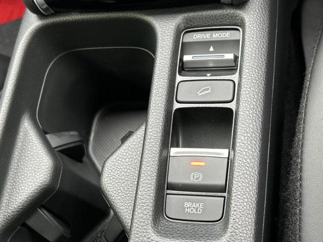 ヴェゼル eHEV Z 無限エアロ/保証書/純正 9インチ メモリーナビ/ホンダセンシング/シートヒーター 前席/車線逸脱防止支援システム/電動バックドア/ドライブレコーダー 前後/ヘッドランプ LED 衝突被害軽減システム(15枚目)