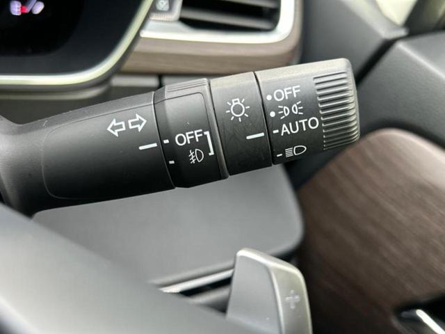 オデッセイハイブリッド eHEVアブソルート・EX 保証書/純正 11インチ メモリーナビ/フリップダウンモニター 純正 12.8インチ/ホンダセンシング/両側電動スライドドア/シートヒーター 全席/マルチビューカメラシステム/シート 合皮 電動シート(33枚目)