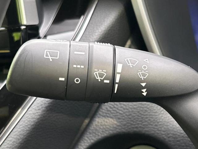 カローラクロス Ｚ　サンルーフ／純正エアロ／保証書／ディスプレイオーディオ＋ナビ／衝突安全装置／シートヒーター　前席／パノラミックビューモニター／車線逸脱防止支援システム／シート　ハーフレザー／電動バックドア　フルエアロ（32枚目）