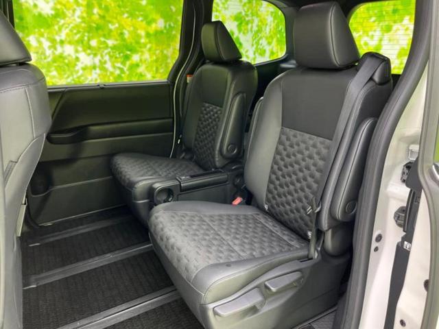 ヴォクシー ハイブリッドS-Z 新品タイヤ/保証書/ディスプレイオーディオ+ナビ10.5インチ/フリップダウンモニター 純正 14インチ/トヨタセーフティセンス/両側電動スライドドア/シートヒーター 前席 衝突被害軽減システム(8枚目)