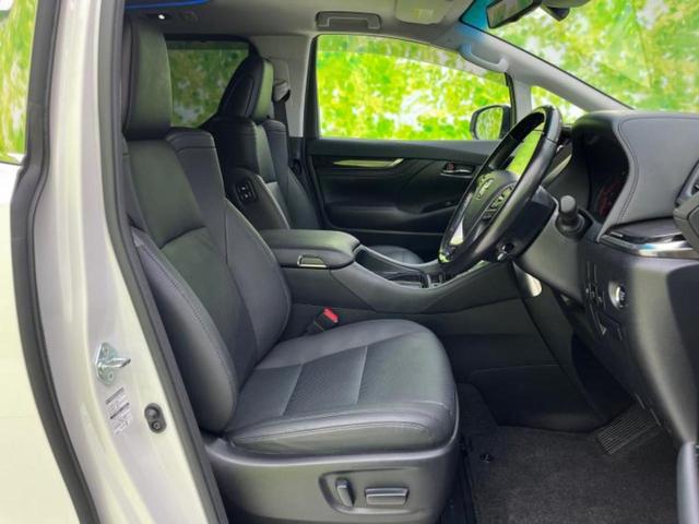 アルファード S Cパッケージ 新品タイヤ/サンルーフ/保証書/ディスプレイオーディオ+ナビ9インチ/フリップダウンモニター/デジタルインナーミラー/両側電動スライドドア/シート 合皮/電動バックドア 後席モニター 電動シート(4枚目)