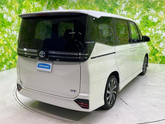 ヴォクシー ハイブリッドS-Z 新品タイヤ/保証書/純正 10インチ SDナビ/衝突安全装置/両側電動スライドドア/シートヒーター/車線逸脱防止支援システム/ヘッドランプ LED/USBジャック/Bluetooth接続 バックカメラ(3枚目)