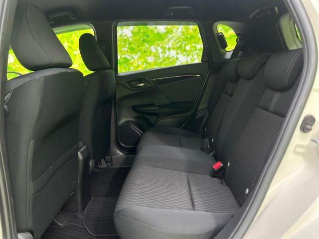 フィットハイブリッド ハイブリッド・Ｓホンダセンシング　新品タイヤ／保証書／純正　メモリーナビ／ホンダセンシング／車線逸脱防止支援システム／ヘッドランプ　ＬＥＤ／ＵＳＢジャック／Ｂｌｕｅｔｏｏｔｈ接続／ＥＴＣ／横滑り防止装置／クルーズコントロール（7枚目）