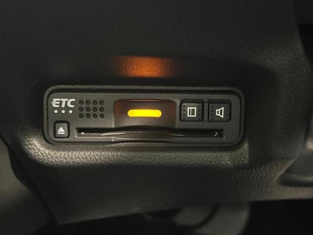 フィットハイブリッド ハイブリッド・Ｓホンダセンシング　新品タイヤ／保証書／純正　メモリーナビ／ホンダセンシング／車線逸脱防止支援システム／ヘッドランプ　ＬＥＤ／ＵＳＢジャック／Ｂｌｕｅｔｏｏｔｈ接続／ＥＴＣ／横滑り防止装置／クルーズコントロール（15枚目）