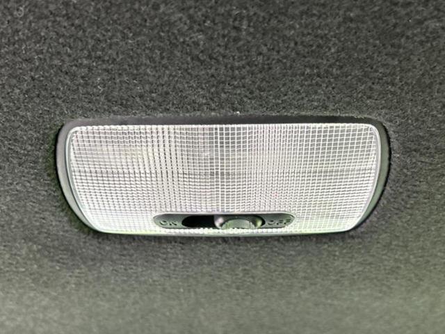 フィットハイブリッド ハイブリッド・Ｓホンダセンシング　新品タイヤ／保証書／純正　メモリーナビ／ホンダセンシング／車線逸脱防止支援システム／ヘッドランプ　ＬＥＤ／ＵＳＢジャック／Ｂｌｕｅｔｏｏｔｈ接続／ＥＴＣ／横滑り防止装置／クルーズコントロール（40枚目）