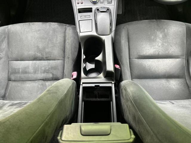 CT CT200h 新品タイヤ/純正 SDナビ/シートヒーター 前席/USBジャック/Bluetooth接続/ETC/EBD付ABS/横滑り防止装置/アイドリングストップ/バックモニター/フルセグTV/DVD DVD再生(37枚目)