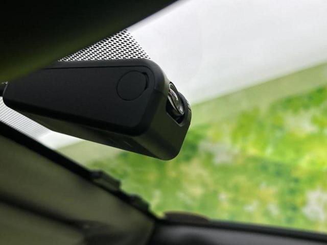 ノア ハイブリッドX 新品タイヤ/保証書/純正 9インチ SDナビ/衝突安全装置/電動スライドドア/車線逸脱防止支援システム/ドライブレコーダー 純正/ヘッドランプ LED/Bluetooth接続/ETC バックカメラ(18枚目)