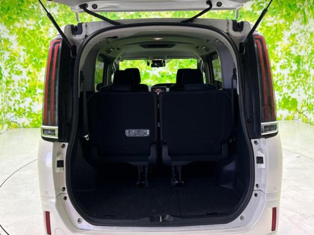 ノア ハイブリッドX 新品タイヤ/保証書/純正 9インチ SDナビ/衝突安全装置/電動スライドドア/車線逸脱防止支援システム/ドライブレコーダー 純正/ヘッドランプ LED/Bluetooth接続/ETC バックカメラ(19枚目)